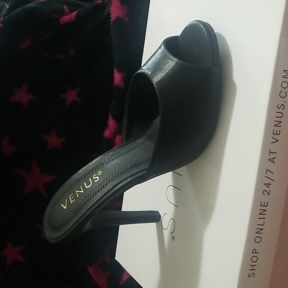 Slip on Marilyn Monroe style heels.
